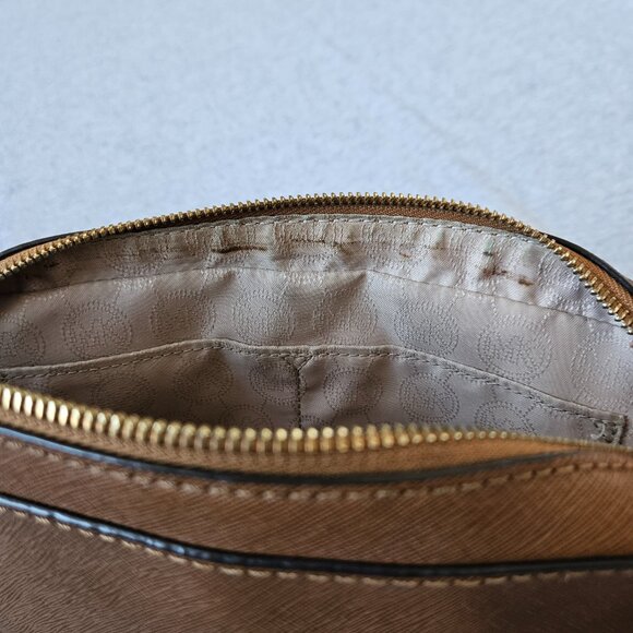 Michael Kors Jet Set Travel Large Crossbody Bag Brown Acorn Saffiano Leather In - Picture 13 of 16